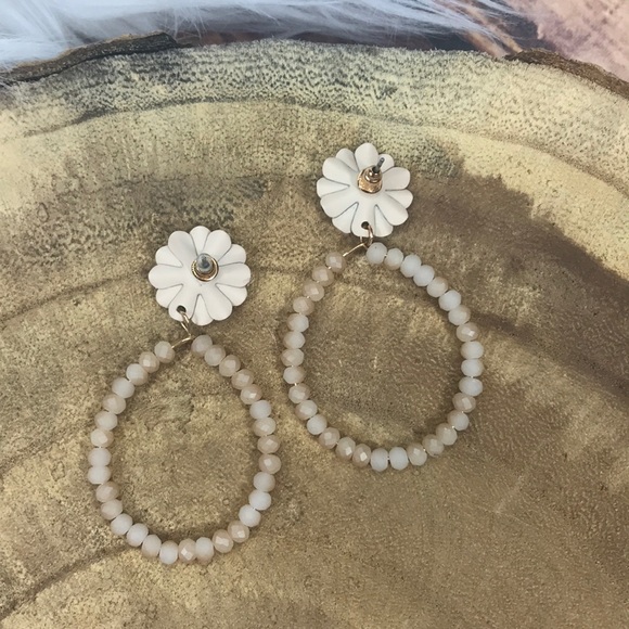 SOLD << Flower Rhinestone Bead Hoop Earrings >> - Picture 4 of 5